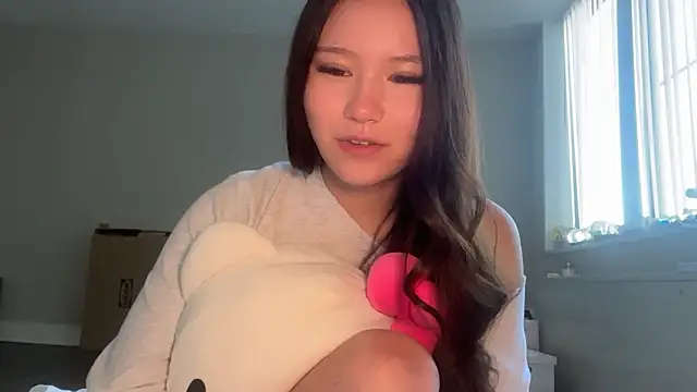Snapshot of luvvivii chatting on 06-04-26, 12:44 luvvivii online show from 06-04-26, 12:44