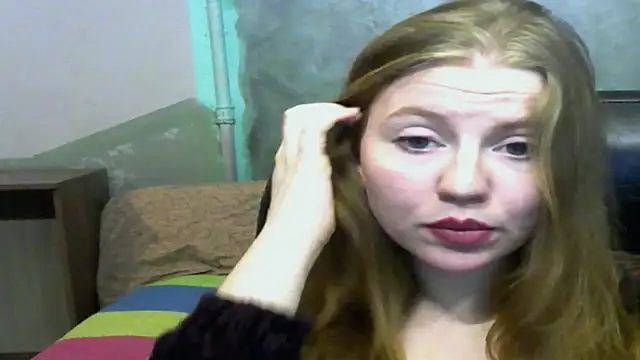 Snapshot of Space_Girls_69 chatting on 12-19-25, 10:55 Space Girls 69 online show from 12-19-25, 10:55