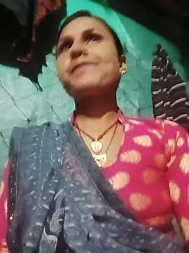 Snapshot of Cuty_priti chatting on 05-16-26, 05:12 Cuty priti online show from 05-16-26, 05:12
