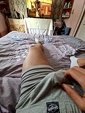 ionut223321 online show from 01-12-26, 10:53