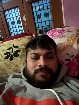 Snapshot of Sumiitt07 chatting on 12-21-25, 10:33 Sumiitt07 online show from 12-21-25, 10:33