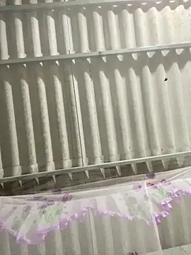 Snapshot of cuteelasa chatting on 12-20-25, 01:40 cuteelasa online show from 12-20-25, 01:40