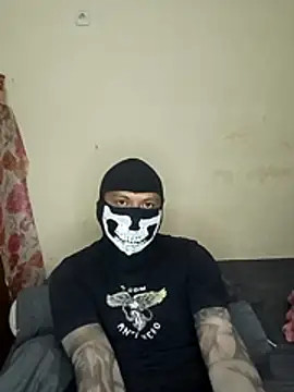 Snapshot of CharlieXXX67 chatting on 02-08-26, 01:25 CharlieXXX67 online show from 02-08-26, 01:25