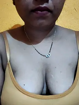 Snapshot of Eashita_01 chatting on 03-15-26, 09:43 Eashita 01 online show from 03-15-26, 09:43