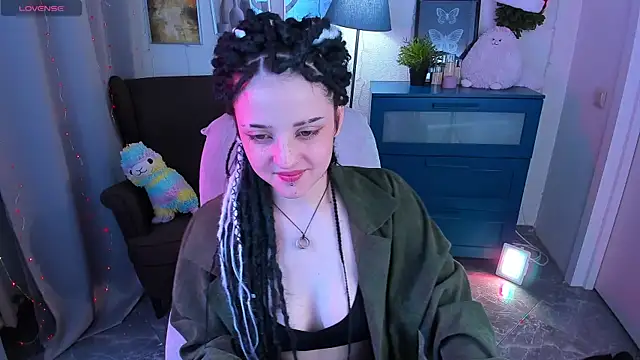 Snapshot of SarahShelby chatting on 01-10-26, 10:50 SarahShelby online show from 01-10-26, 10:50