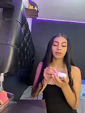 Snapshot of ManuelaEvans_ chatting on 02-12-26, 09:32 ManuelaEvans online show from 02-12-26, 09:32