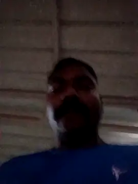 Snapshot of Tamilpaiyan07 chatting on 02-10-26, 01:43 Tamilpaiyan07 online show from 02-10-26, 01:43