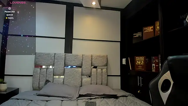 Snapshot of AmbarBrownn_ chatting on 02-21-26, 08:32 AmbarBrownn online show from 02-21-26, 08:32