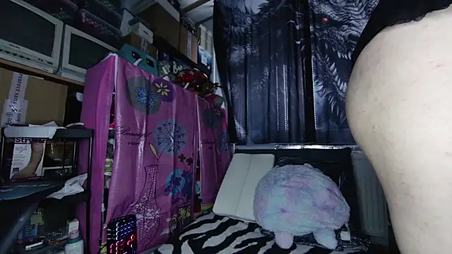 Snapshot of xNiceTitsx chatting on 11-23-25, 07:30 xNiceTitsx online show from 11-23-25, 07:30