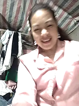 Lucky cutee online show from 02-20-26, 06:26