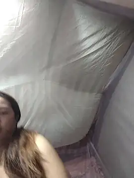 Lucky cutee online show from 07-15-26, 11:43
