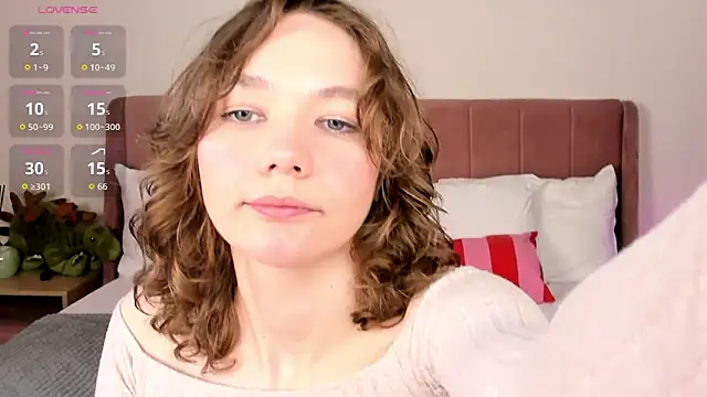Snapshot of NovaEva_ chatting on 04-26-26, 12:08 NovaEva online show from 04-26-26, 12:08