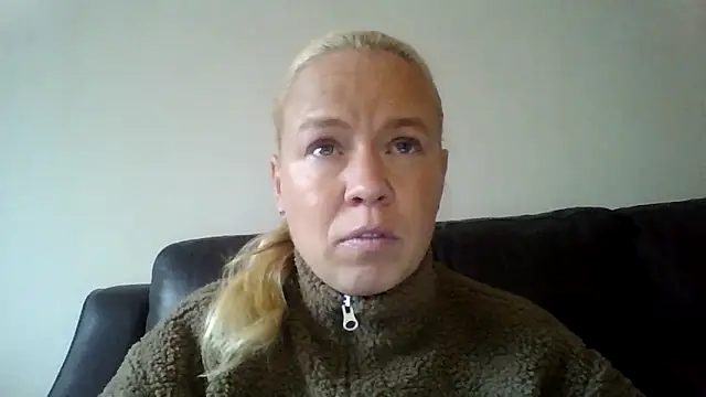 jennyblondeuk online show from 02-05-26, 03:27