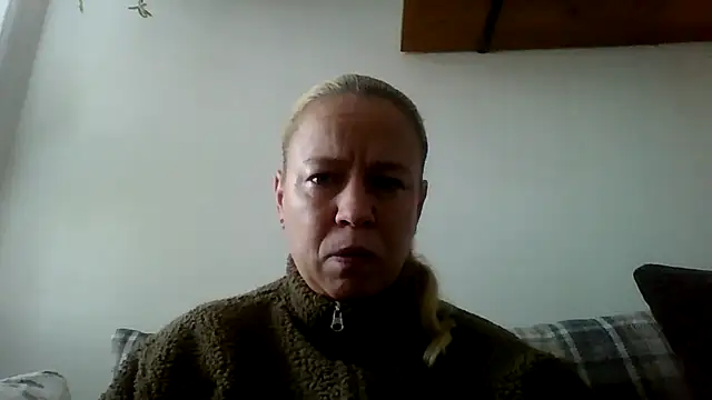 jennyblondeuk online show from 02-25-26, 03:32