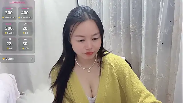 Snapshot of Yuer-77 chatting on 01-09-26, 11:13 Yuer-77 online show from 01-09-26, 11:13