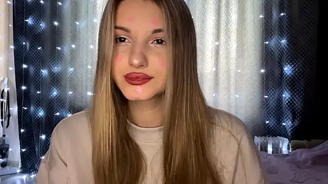 Snapshot of EmllyLighty chatting on 01-08-26, 08:16 EmllyLighty online show from 01-08-26, 08:16