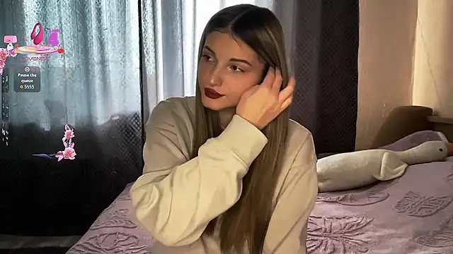 Snapshot of EmllyLighty chatting on 02-06-26, 08:18 EmllyLighty online show from 02-06-26, 08:18