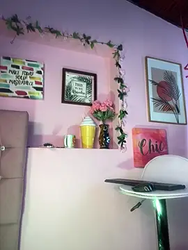  zoe bakerr online show from 02-18-26, 04:03