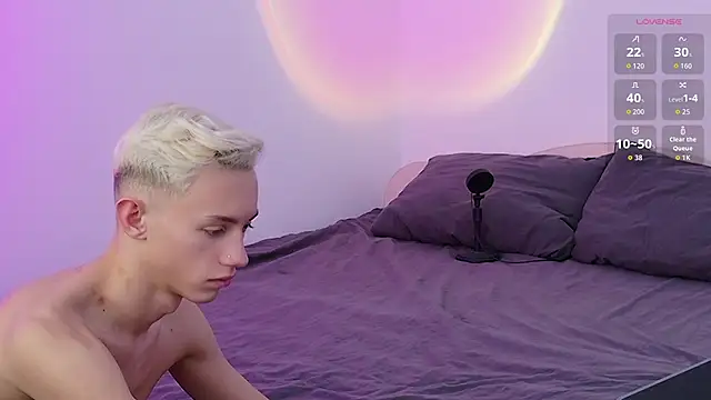 Leonlure online show from 02-22-26, 09:41