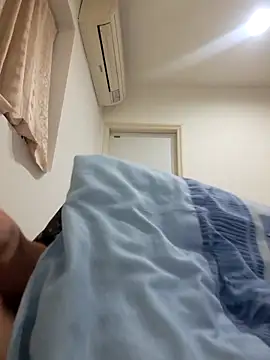 Snapshot of AJIJI1010 chatting on 03-22-26, 04:32 AJIJI1010 online show from 03-22-26, 04:32