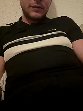 Snapshot of pablodu67 chatting on 12-20-25, 08:05 pablodu67 online show from 12-20-25, 08:05