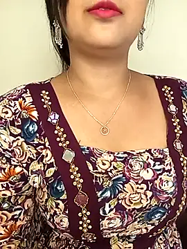 Snapshot of Deshi_bhabhi143 chatting on 04-27-26, 06:33 Deshi bhabhi143 online show from 04-27-26, 06:33