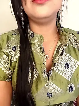 Snapshot of Deshi_bhabhi143 chatting on 05-07-26, 05:57 Deshi bhabhi143 online show from 05-07-26, 05:57