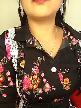 Snapshot of Deshi_bhabhi143 chatting on 05-11-26, 05:57 Deshi bhabhi143 online show from 05-11-26, 05:57