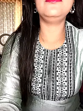 Snapshot of Deshi_bhabhi143 chatting on 05-20-26, 06:08 Deshi bhabhi143 online show from 05-20-26, 06:08