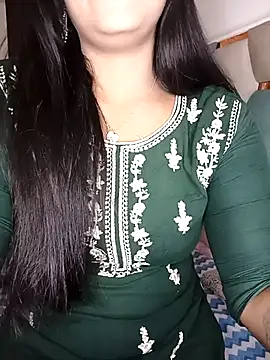 Snapshot of Deshi_bhabhi143 chatting on 05-25-26, 06:19 Deshi bhabhi143 online show from 05-25-26, 06:19