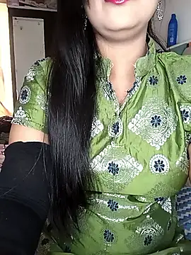 Snapshot of Deshi_bhabhi143 chatting on 05-28-26, 06:43 Deshi bhabhi143 online show from 05-28-26, 06:43