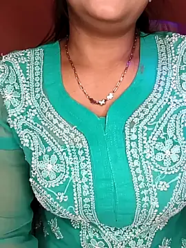 Snapshot of Deshi_bhabhi143 chatting on 07-17-26, 07:48 Deshi bhabhi143 online show from 07-17-26, 07:48