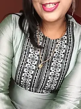 Snapshot of Deshi_bhabhi143 chatting on 07-18-26, 07:56 Deshi bhabhi143 online show from 07-18-26, 07:56