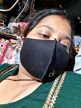 Radhacpl9528 online show from 01-17-26, 04:00