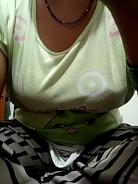 ritu7755 online show from 04-19-26, 03:00