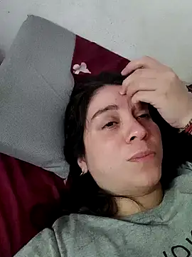 Snapshot of OxidizedTurf chatting on 12-21-25, 02:46 OxidizedTurf online show from 12-21-25, 02:46