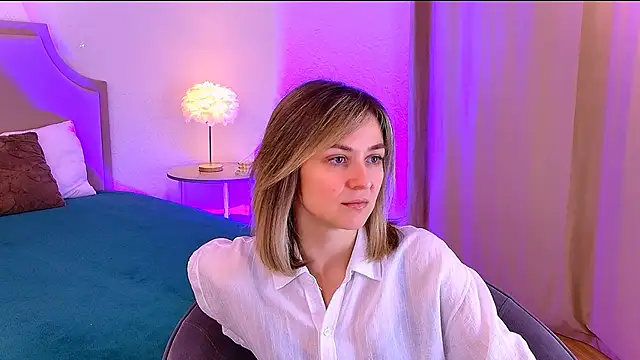 EmeraldGlow online show from 01-14-26, 02:44