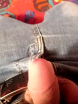 Snapshot of alixanrhg chatting on 04-11-26, 07:51 alixanrhg online show from 04-11-26, 07:51