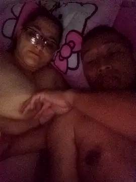 pareja latina1483 online show from 07-18-26, 03:33