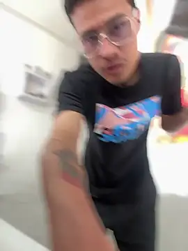 Latin Paisa Boy online show from 03-18-26, 04:10