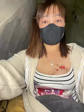 Snapshot of Wendy-2 chatting on 01-07-26, 05:37 Wendy-2 online show from 01-07-26, 05:37