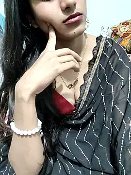 Yours-Zeenat online show from 02-18-26, 10:11