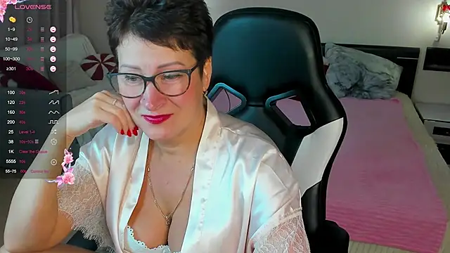 Snapshot of JennyMons chatting on 07-11-26, 07:55 JennyMons online show from 07-11-26, 07:55