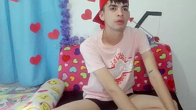 Snapshot of nico22love chatting on 02-16-26, 02:13 nico22love online show from 02-16-26, 02:13