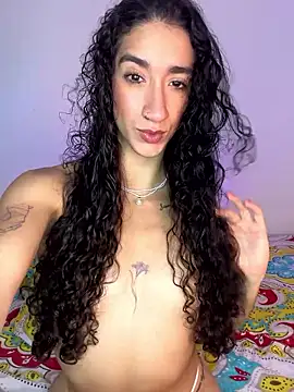 Snapshot of LunaDupont chatting on 01-13-26, 04:12 LunaDupont online show from 01-13-26, 04:12