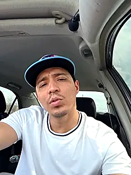 HoofedCylinder online show from 04-12-26, 04:56