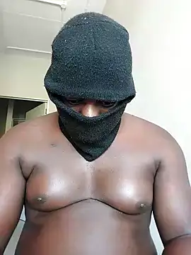 Snapshot of Bra-G chatting on 05-07-26, 01:49 Bra-G online show from 05-07-26, 01:49