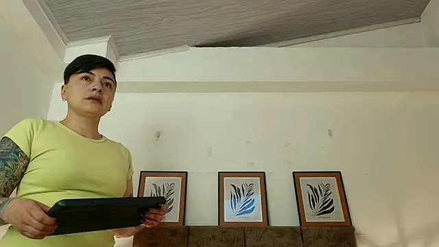 kat paradise online show from 03-05-26, 11:39