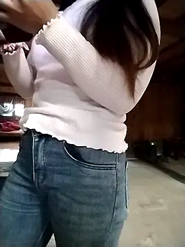 Snapshot of Lovephay8x chatting on 12-23-25, 04:10 Lovephay8x online show from 12-23-25, 04:10