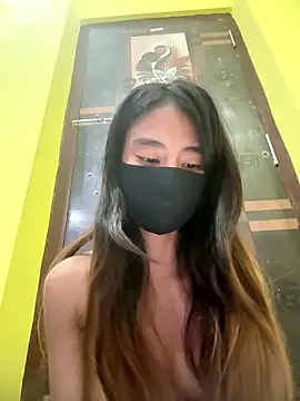 Snapshot of Beauty-pi chatting on 01-11-26, 08:58 Beauty-pi online show from 01-11-26, 08:58